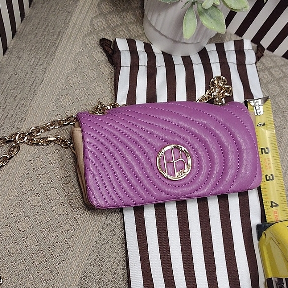 HP🎉Henri Bendel No 7 Mini quilted crossbody bag - Picture 9 of 14